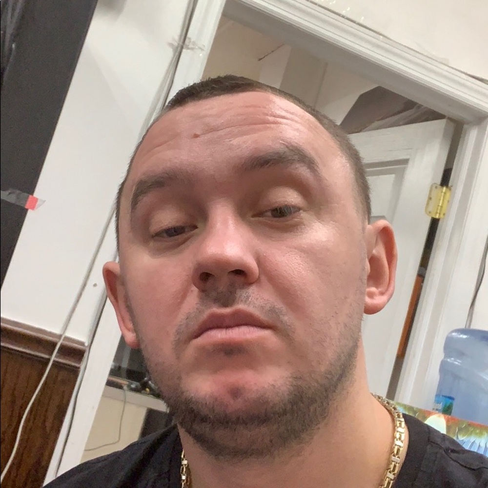 Meet your Posher, Anton